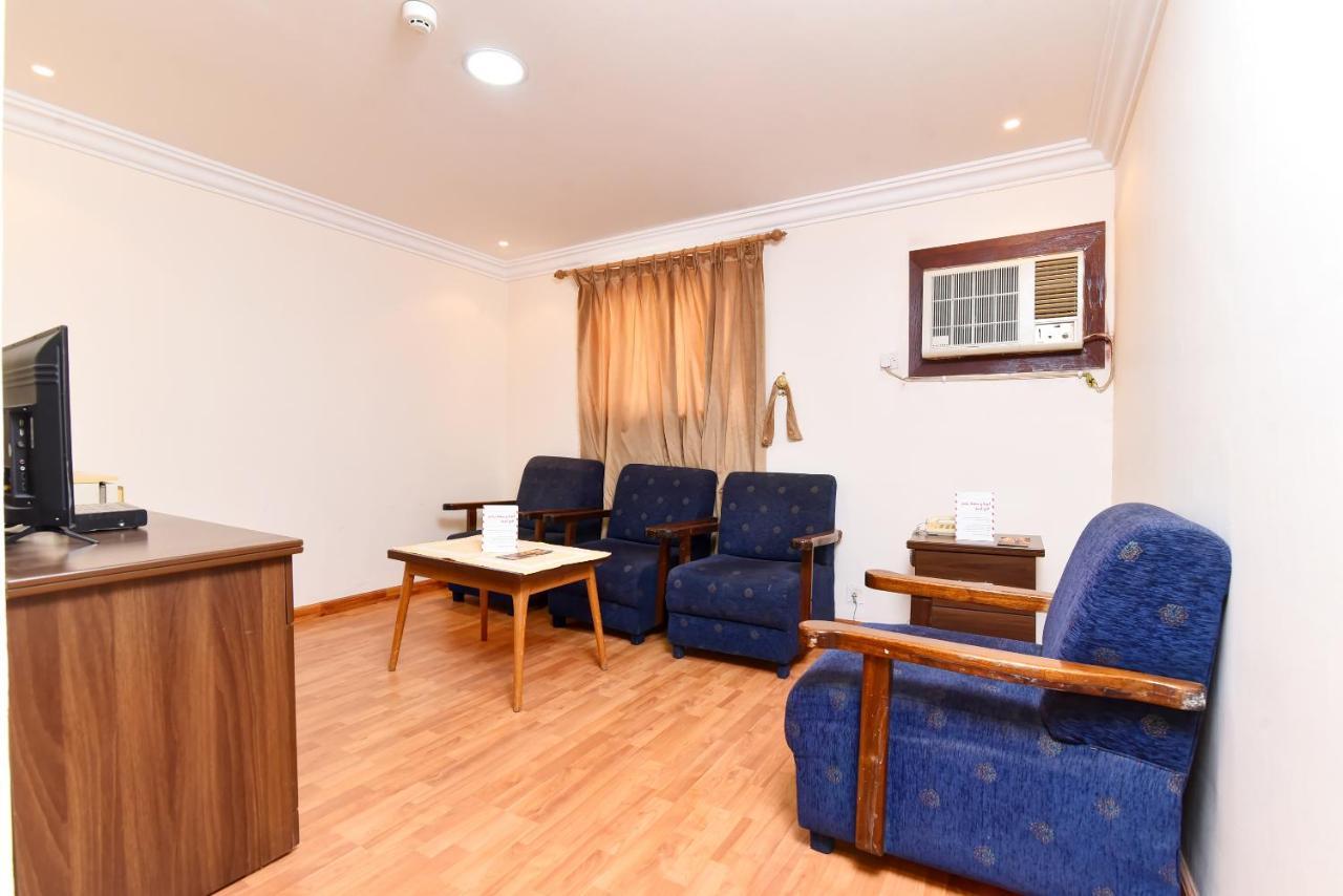 Oyo 416 Bonais Hotel Эль-Хаса Экстерьер фото